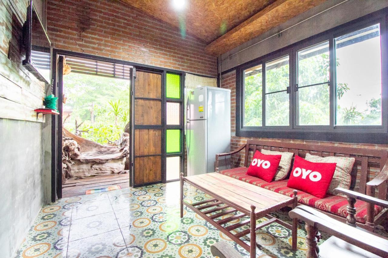 Готель Oyo 999 Baan Pak Rom Ruen Хуахін Екстер'єр фото