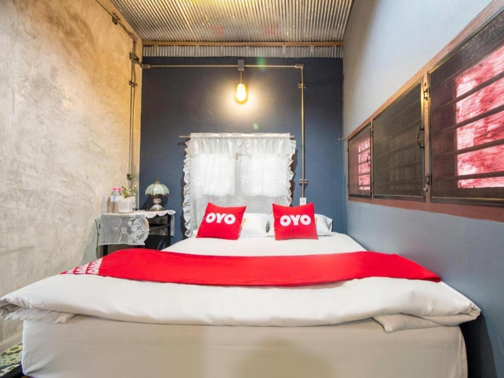 Готель Oyo 999 Baan Pak Rom Ruen Хуахін Екстер'єр фото